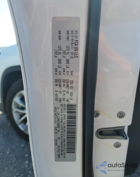 2019 Jeep Cherokee Latitude из США, поврежденный, VIN 1C4PJLCB4KD326602